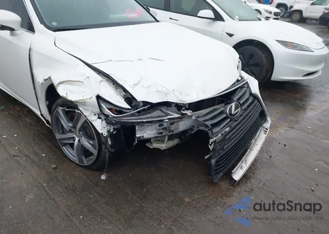 2017 Lexus Is 300 z USA, uszkodzony, nr VIN JTHCM1D28H5015961